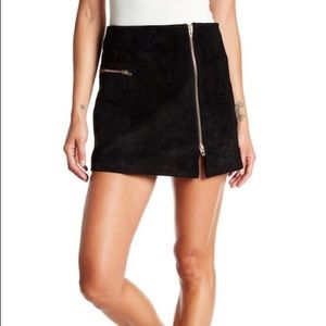 Blank NYC Black Suede Leather Mini Skirt w Zipper